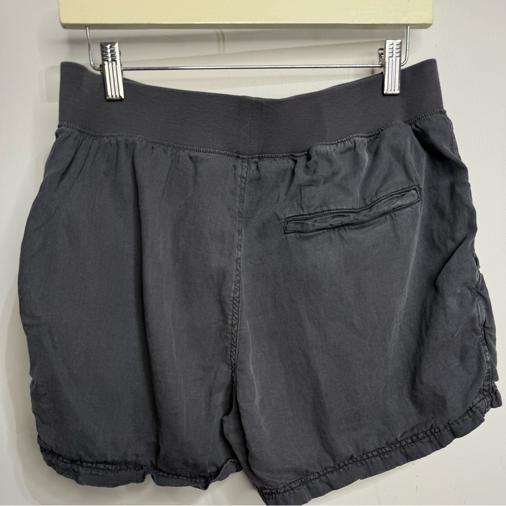 Faherty Arlie Shorts Linen Blend Lightweight Faded Black Size Large - Picture 3 of 5